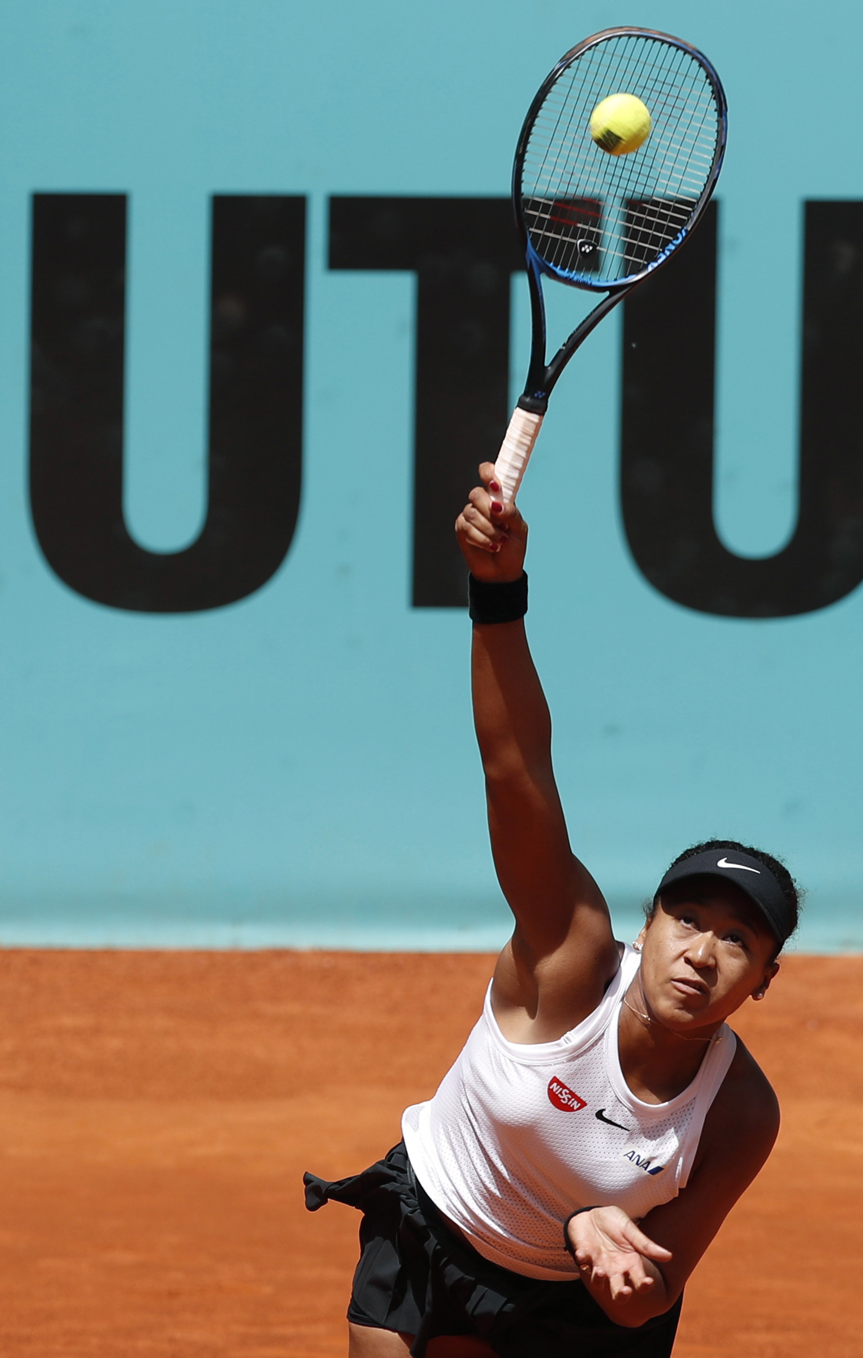 大坂直美重返赛场,爆冷首场状态出色,西班牙队观众沸腾!赛场气氛高涨的简单介绍 大坂直美重返赛场,爆冷首场状态出色,西班牙队观众沸腾!赛场气氛高涨的简单介绍